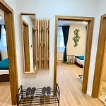 Apartmán - Pohodlí A Luxus V Centru *