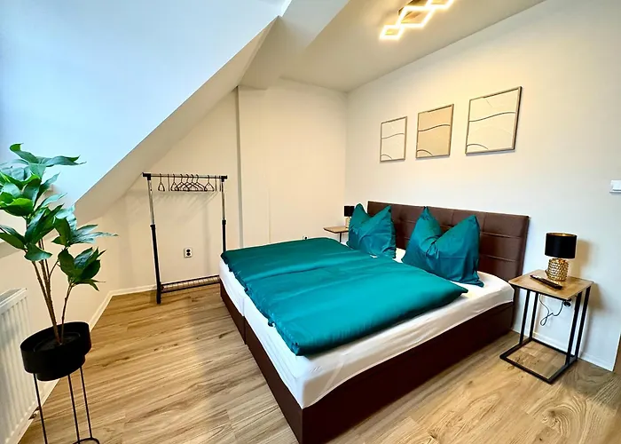 Apartmány TOP - parkování a nabídka snidaně - pohodlí v centru Česká Lípa