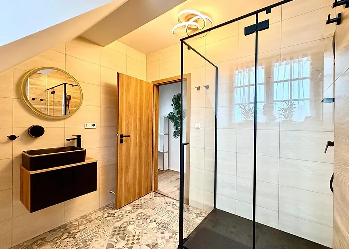 Apartmany Top - Parkovani A Nabidka Snidane - Pohodli V Centru Appartement *