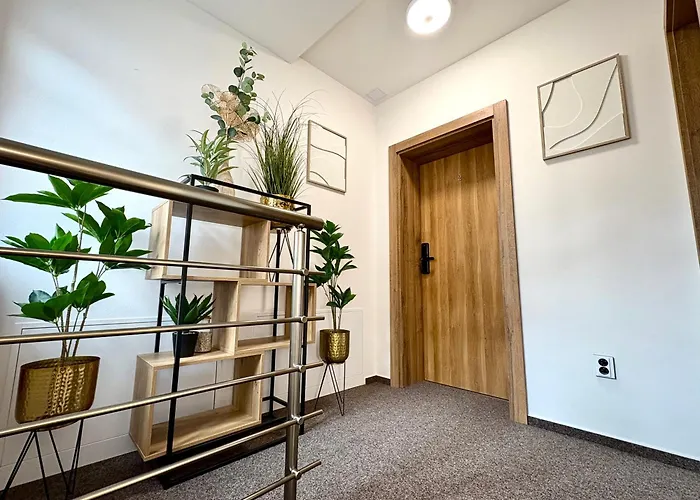 Apartmany Top - Parkovani A Nabidka Snidane - Pohodli V Centru Appartement Česká Lípa