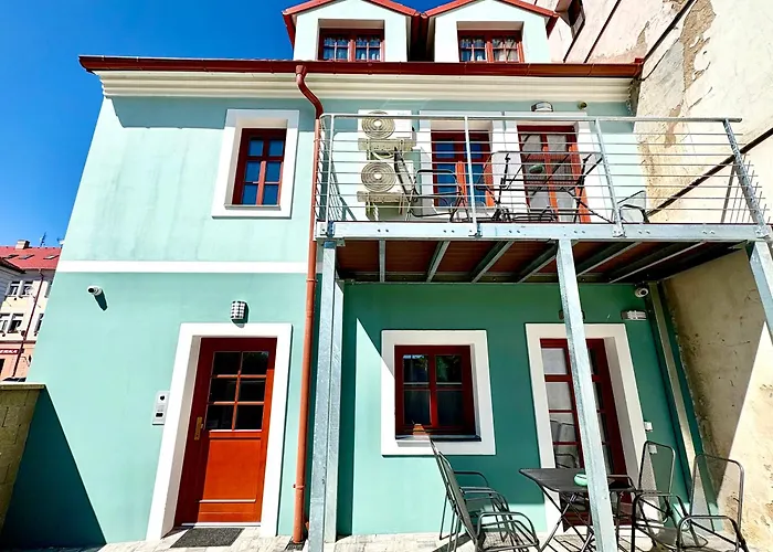 Appartement Apartmany Top - Parkovani A Nabidka Snidane - Pohodli V Centru